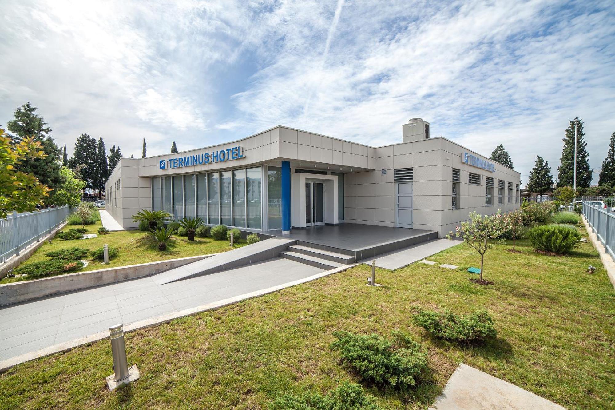 Hotel Terminus Podgorica Exterior photo